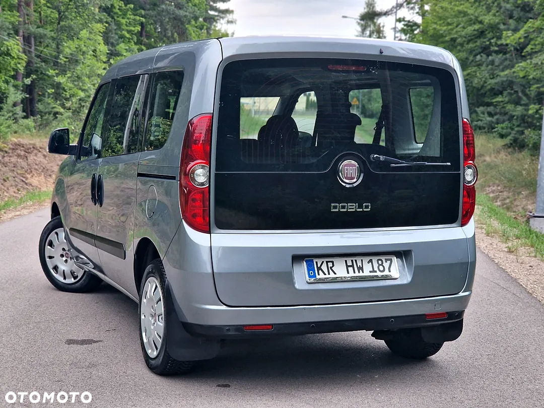 Fiat Doblo II 1.4 8V Dynamic - 17