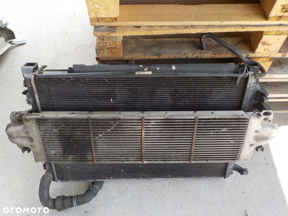 VW T5 LIFT 2.0 TDI CHŁODNICA WODY  WENTYLATOR  INTERCOOLER KOMPLET - 2