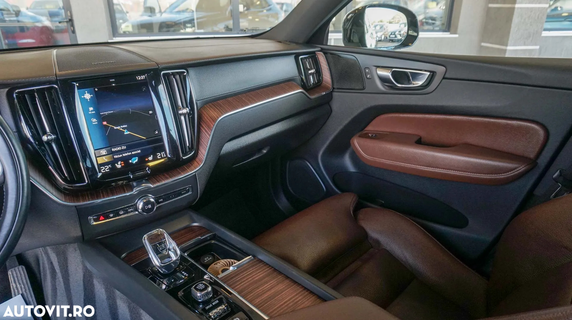 Volvo XC 60 B4 D AWD Geartronic Inscription - 8