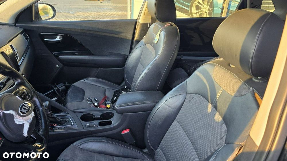 Kia Niro - 14