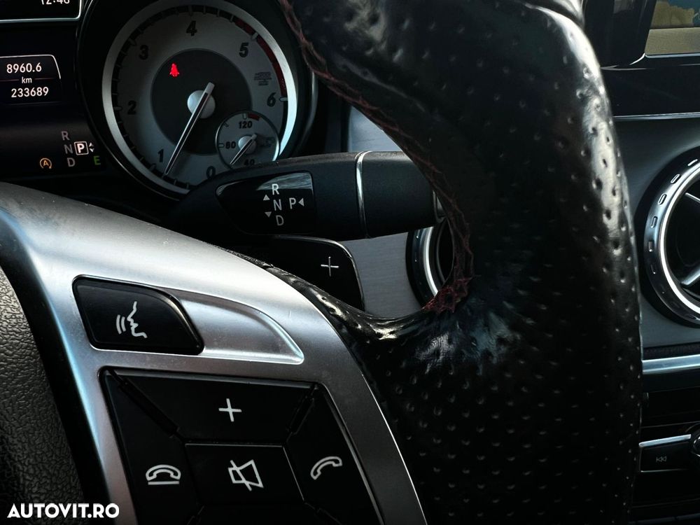 Mercedes-Benz GLA - 21