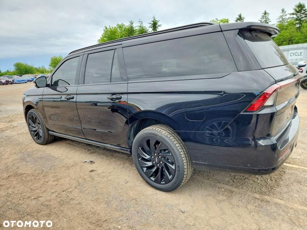 Lincoln Navigator - 2
