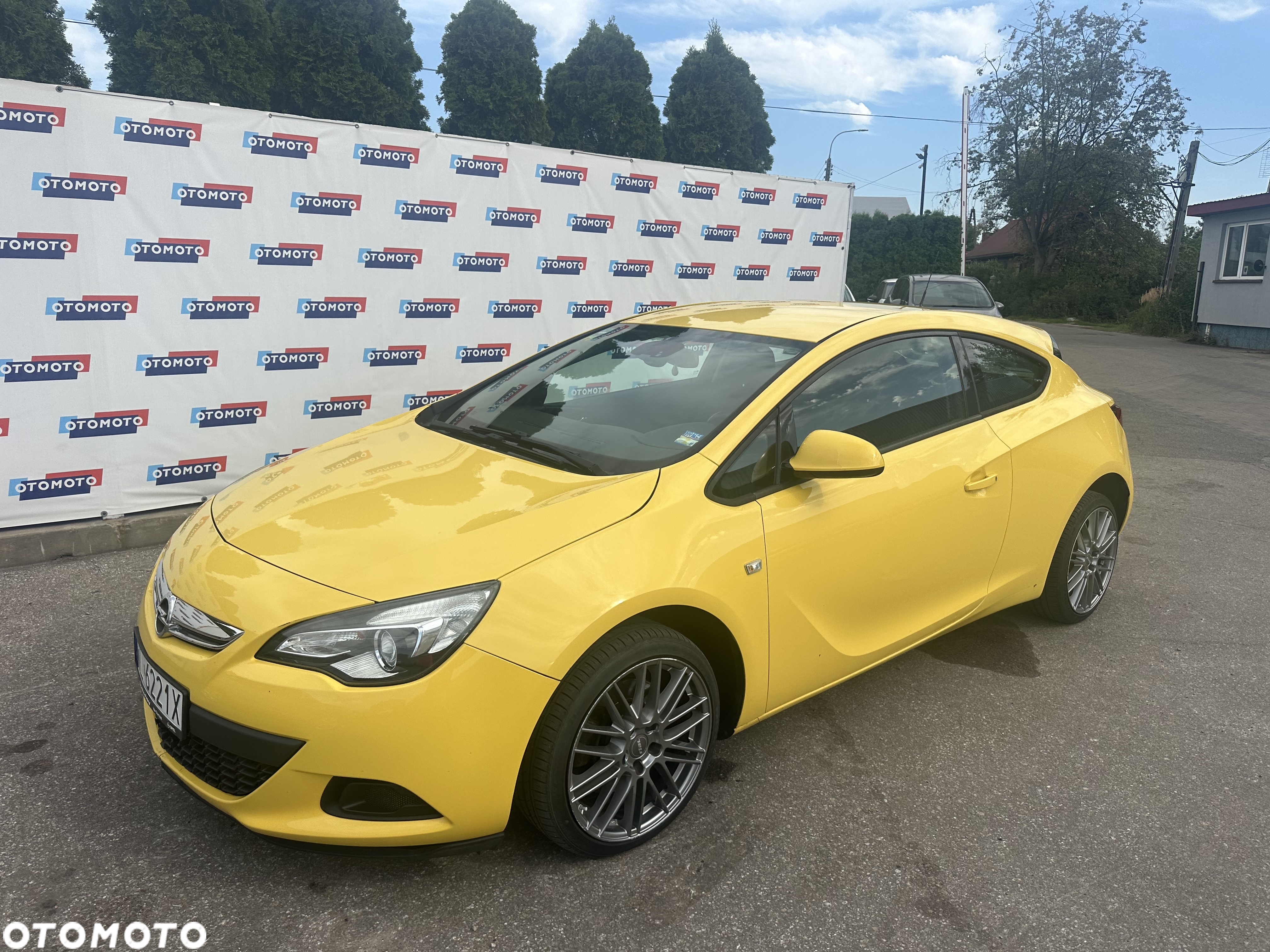 Opel Astra GTC 1.4 Turbo - 2