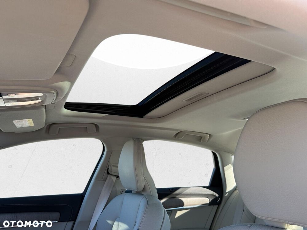 Volvo S90 B5 D AWD Ultimate Bright - 22