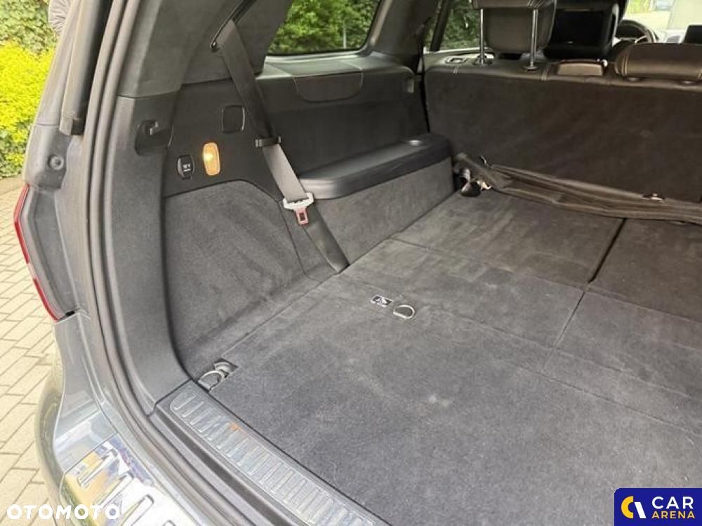 Mercedes-Benz GLS - 37