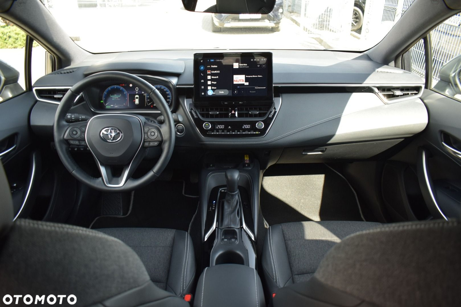 Toyota Corolla - 15