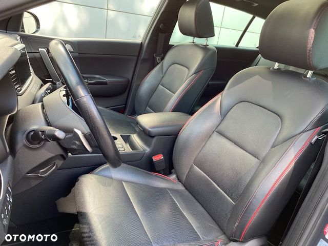 Kia Sportage 2.0 CRDI AWD Eco-Dynamics+ (48V M-H) GT LINE - 26