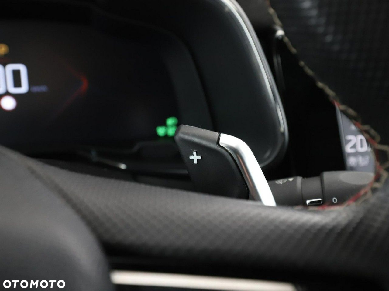 DS Automobiles DS 7 Crossback 1.6 PureTech Performance Line + - 34