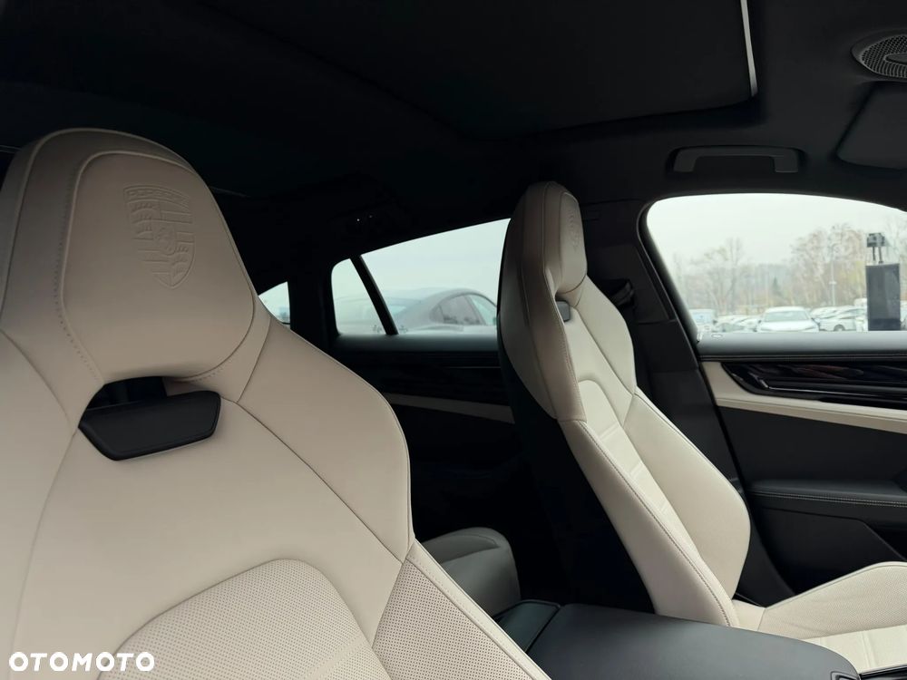 Porsche Panamera 4S E-Hybrid - 29