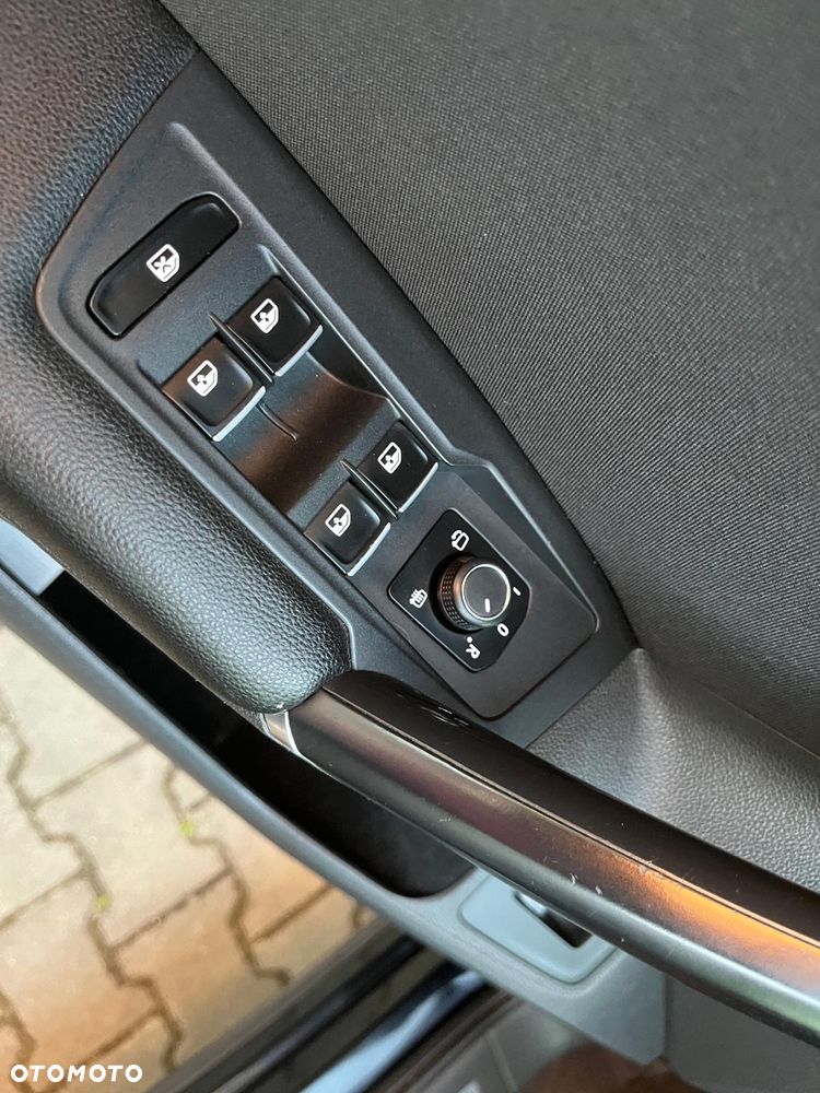 Volkswagen Tiguan 2.0 TDI SCR 4MOTION DSG Highline - 16