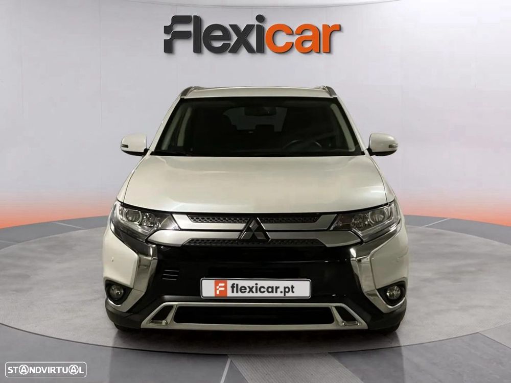 Mitsubishi Outlander - 7
