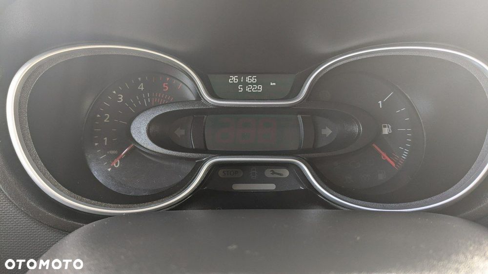 Renault Trafic - 22