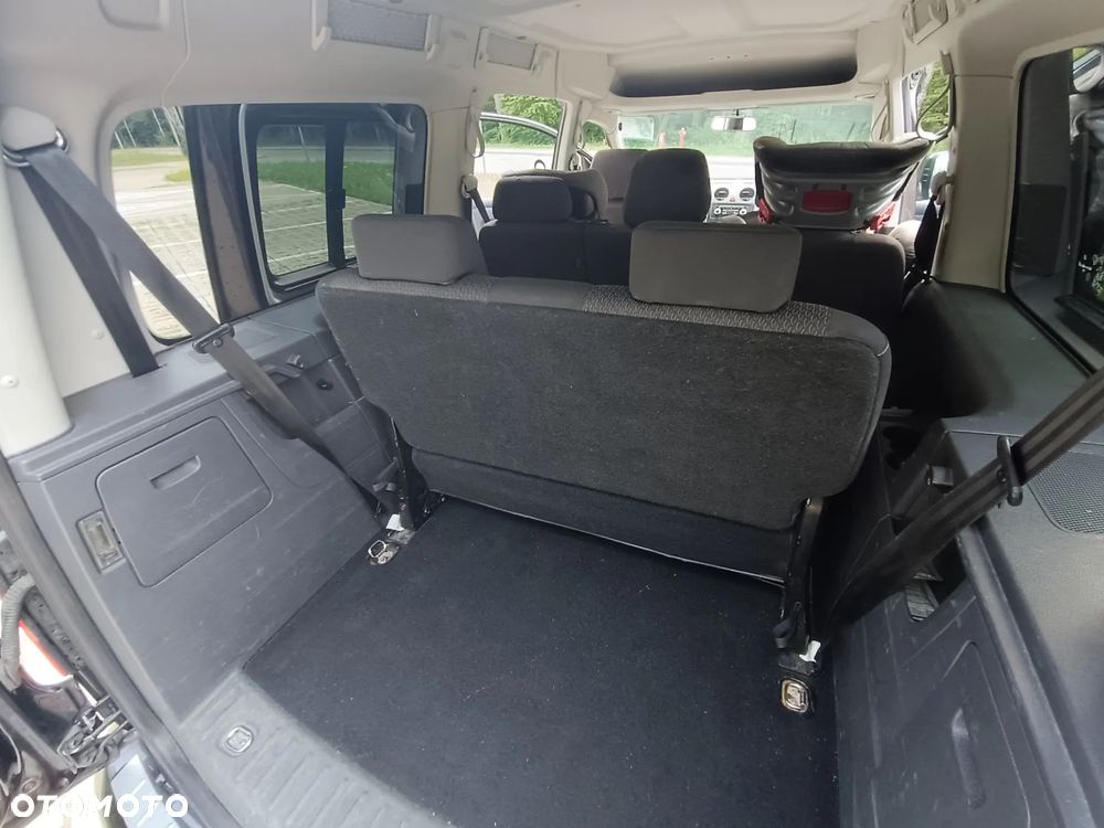 Volkswagen Caddy Maxi Trendline DSG - 10