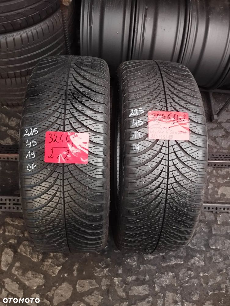 225 45 19 Goodyear Vector 4 Seasons 2szt Całoroczne - 1