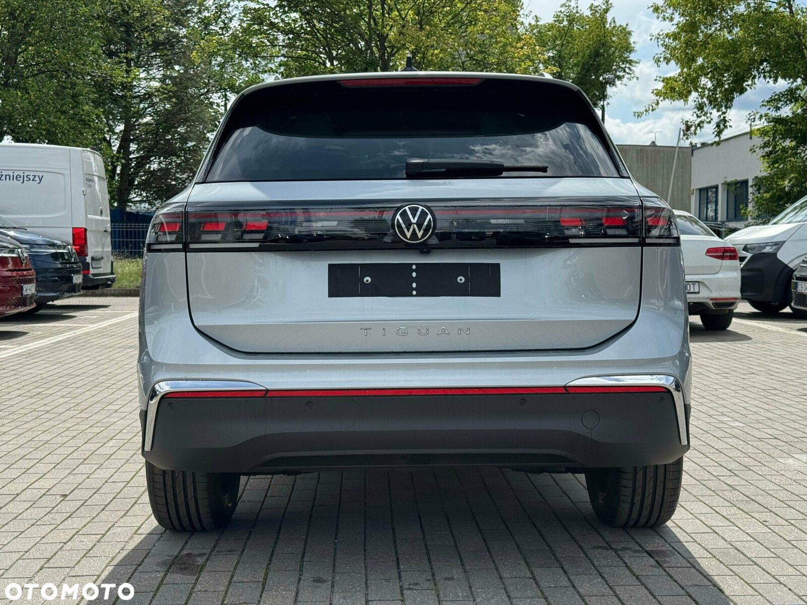 Volkswagen Tiguan - 13