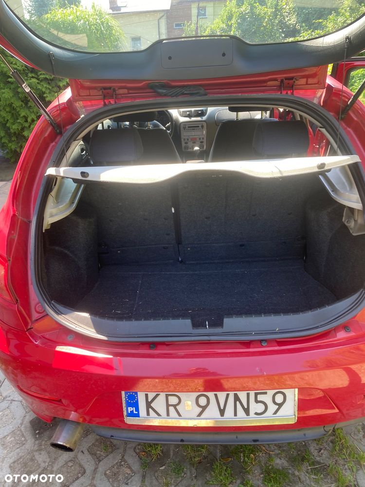 Alfa Romeo 147 1.9 JTDM 8V - 18