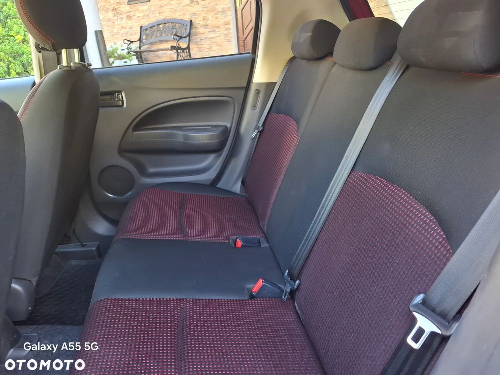 Mitsubishi Space Star AS&G 1.2 Select+ Black - 31