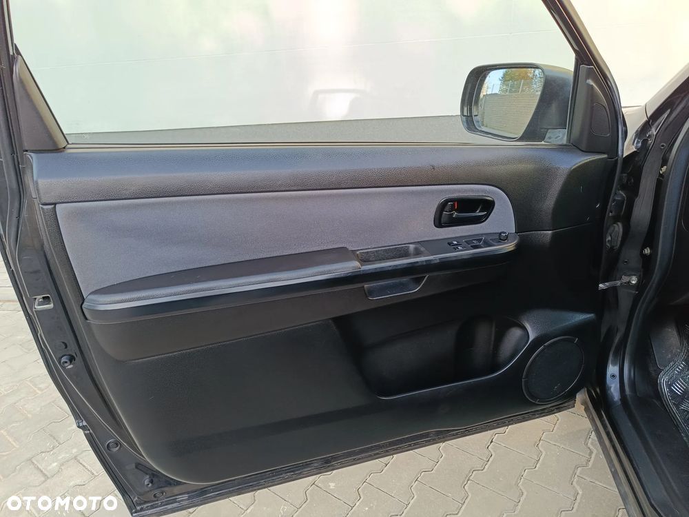 Suzuki Grand Vitara 1.6 Comfort - 34