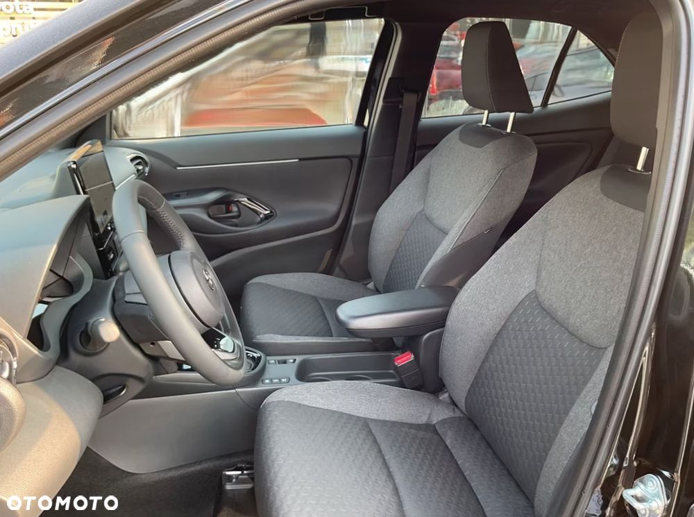 Toyota Yaris Cross - 6