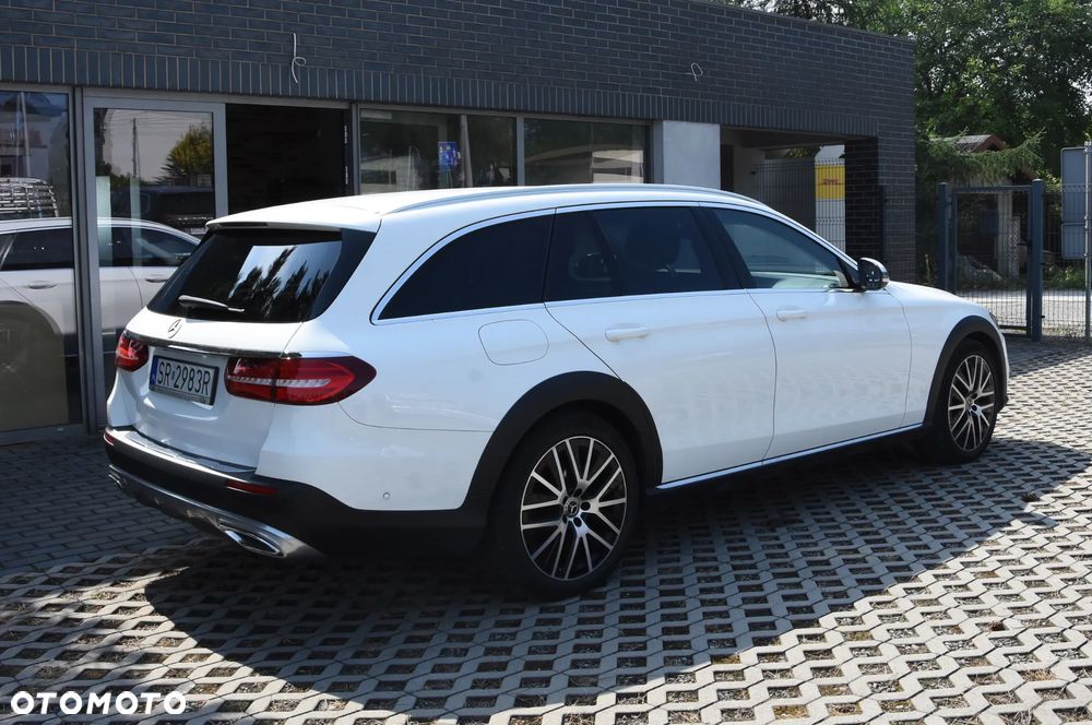 Mercedes-Benz Klasa E 220 d 4Matic All-Terrain 9G-TRONIC Avantgarde - 5
