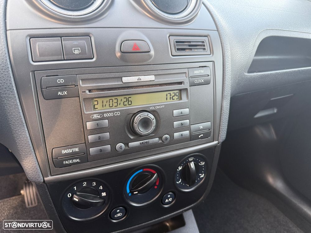 Ford FIESTA 1.4 TDCI SPORT VAN - 9