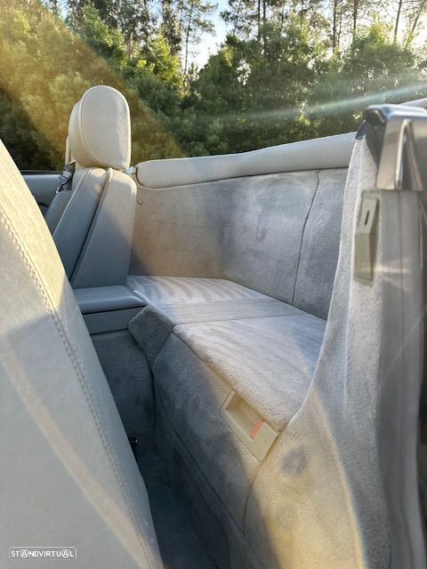 Mercedes-Benz SL 320 Standard - 24