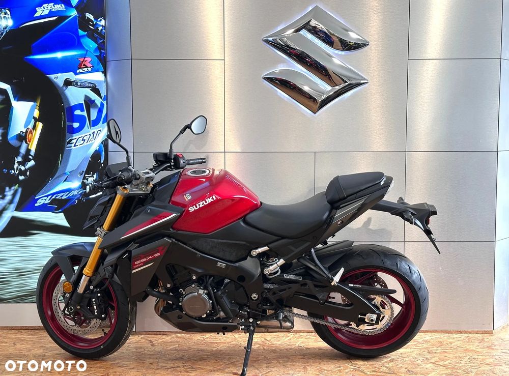 Suzuki GSX - 10