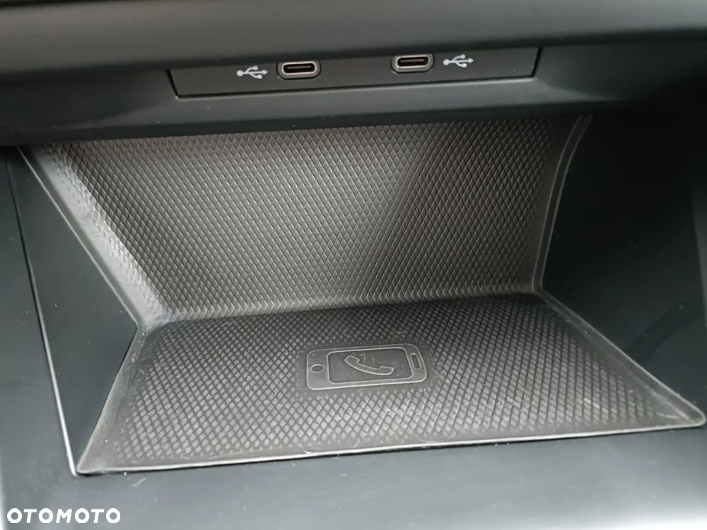 Volkswagen Golf - 13
