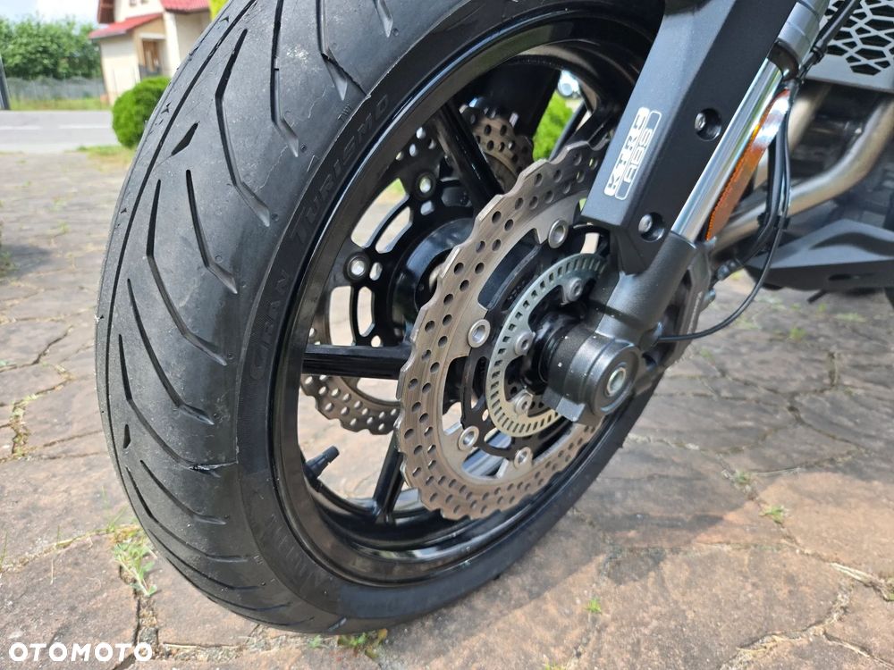 Kawasaki Versys 1000 - 20