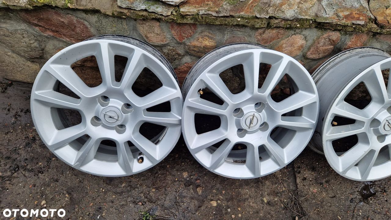 Opel Felgi aluminiowe 6,5Jx16 ET41 4x100 - 1
