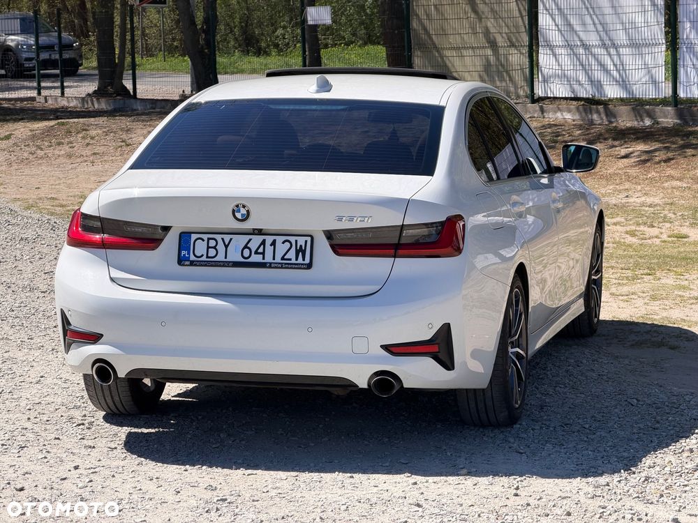 BMW Seria 3 330i Sport Line - 5
