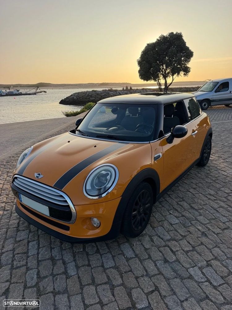 MINI 3 Portas Cooper D - 1