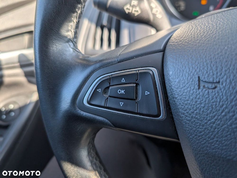 Ford Focus 1.6 Trend - 19