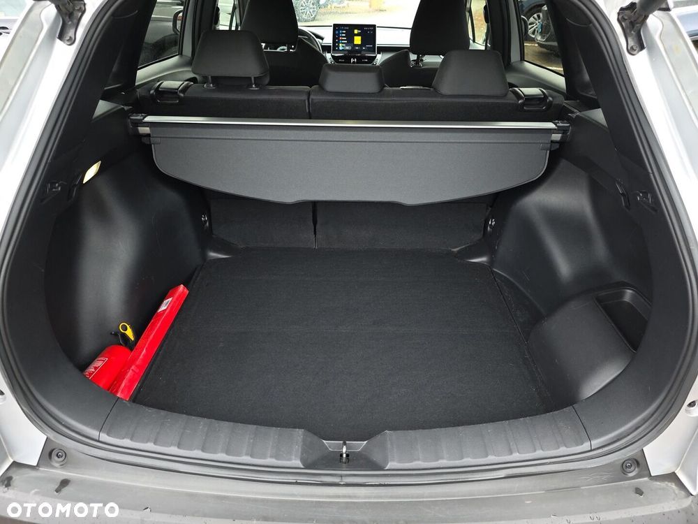 Toyota Corolla Cross - 11