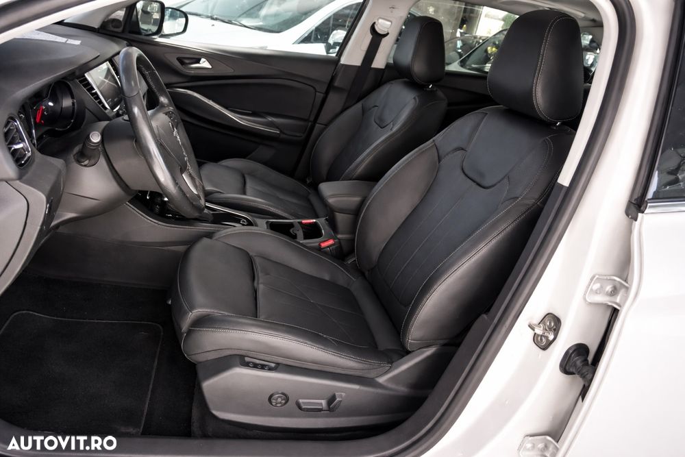 Opel Grandland X 1.2 Start/Stop Automatik Business INNOVATION - 13