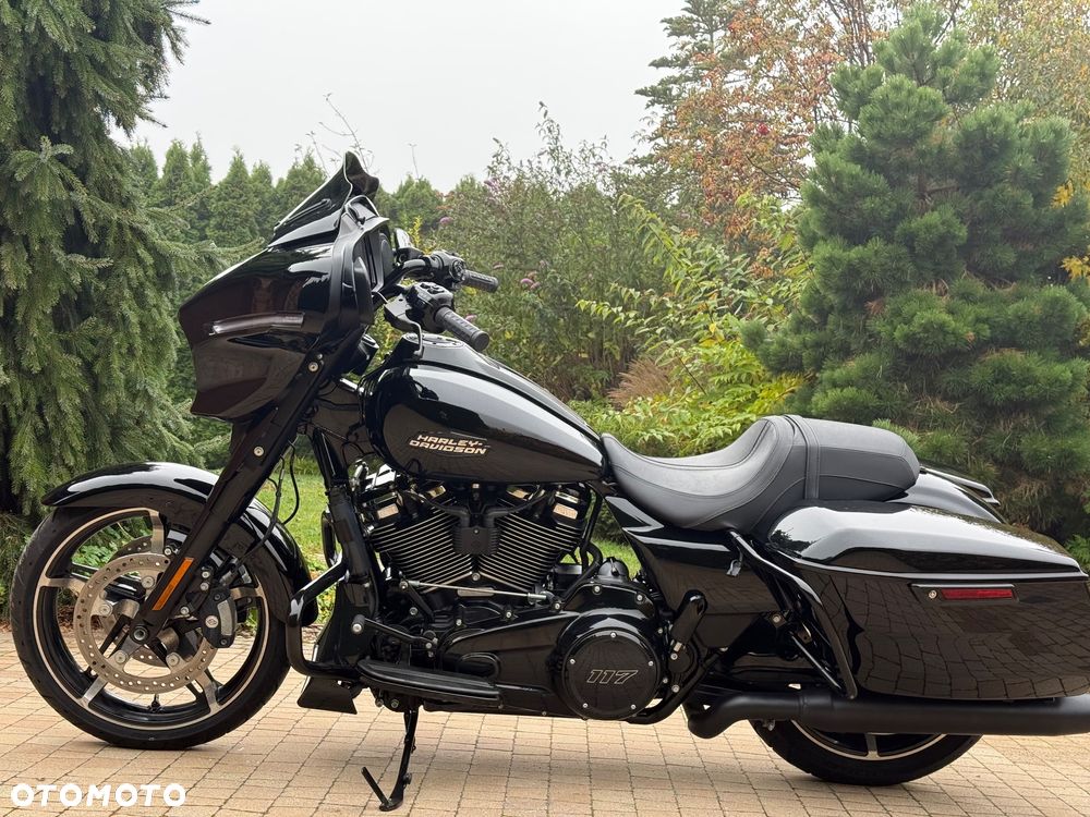 Harley-Davidson Touring Street Glide - 3