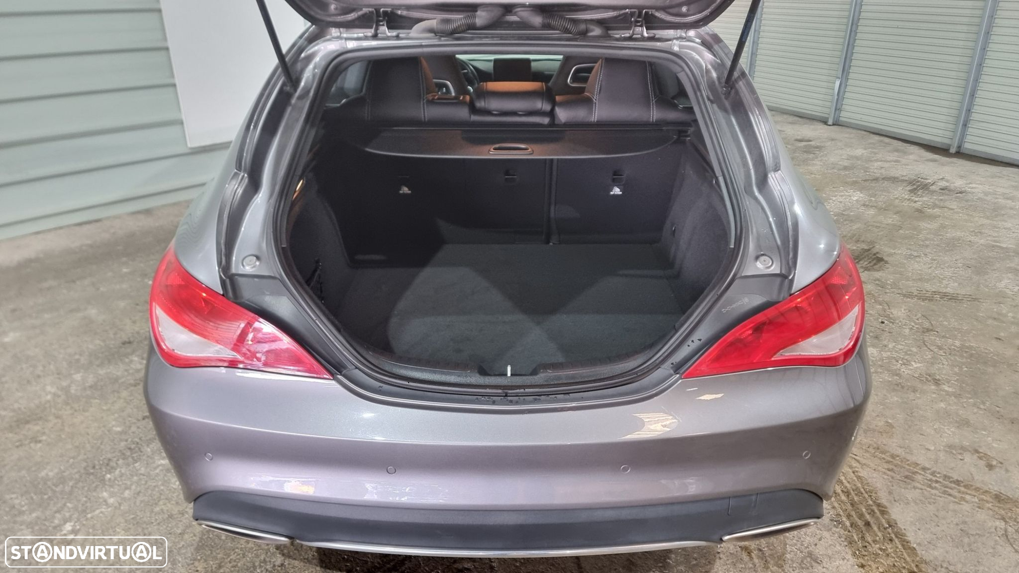 Mercedes-Benz CLA 180 - 6