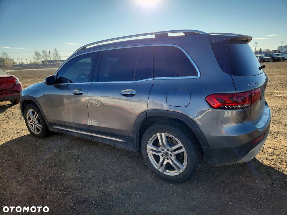 Mercedes-Benz GLB 250 4-Matic Style 8G-DCT - 2