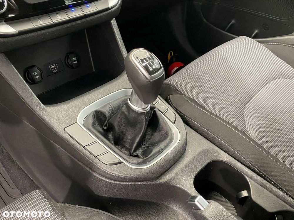 Hyundai i30 - 19