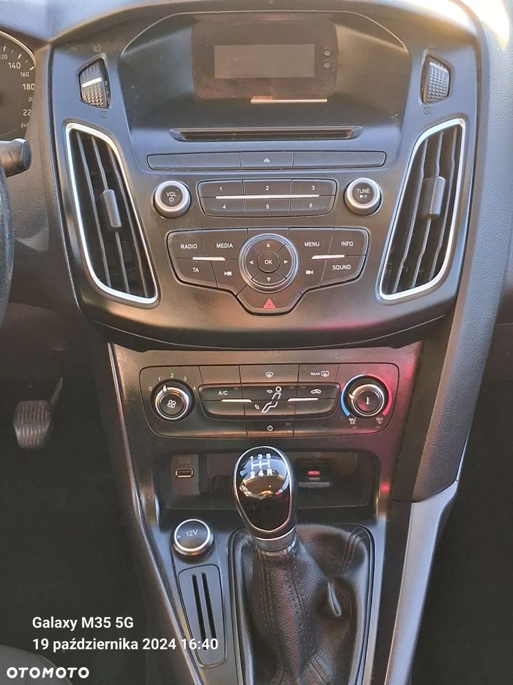 Ford Focus 1.6 Trend - 4