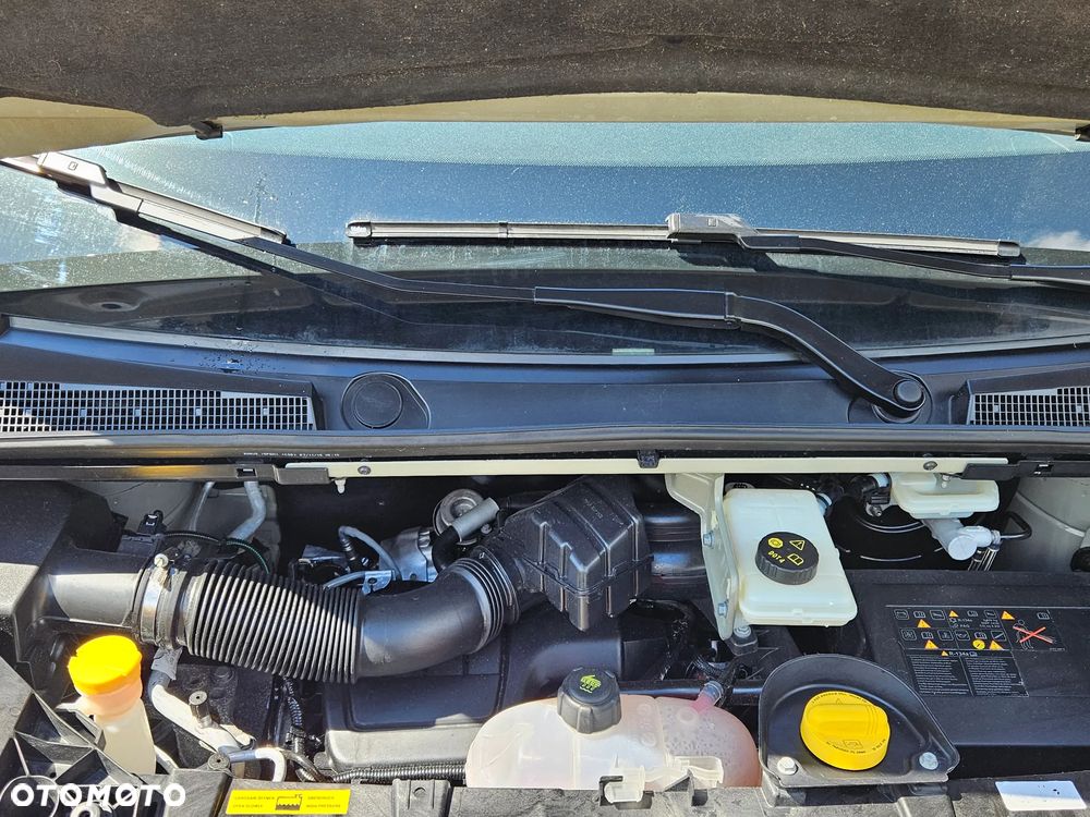 Opel Vivaro - 12