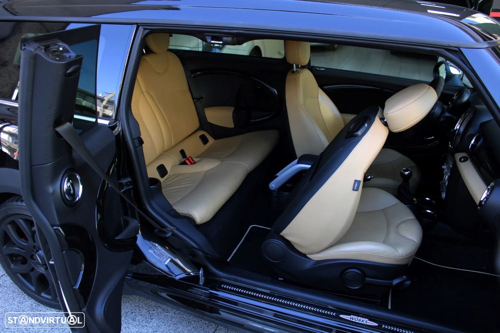 MINI Clubman John Cooper Works - 43