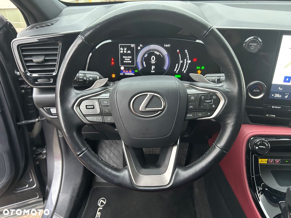 Lexus NX 350h Prestige AWD - 24