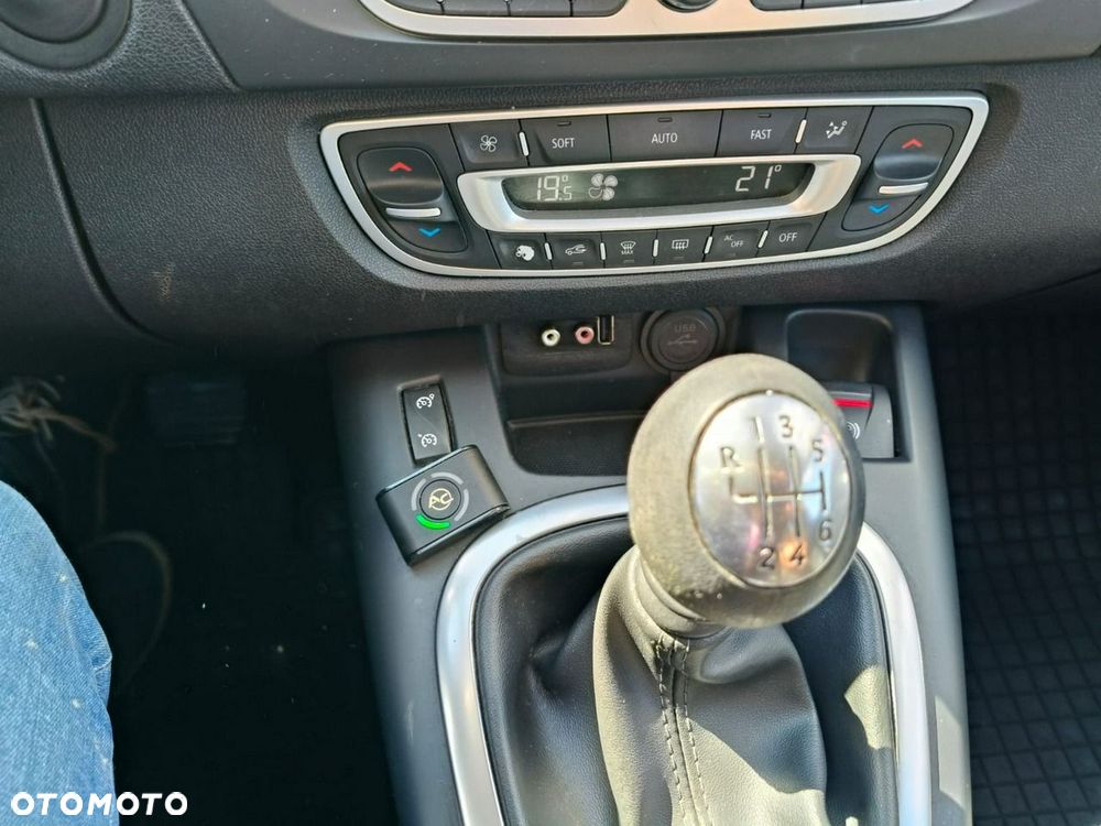 Renault Scenic 1.4 16V TCE TomTom Edition - 16