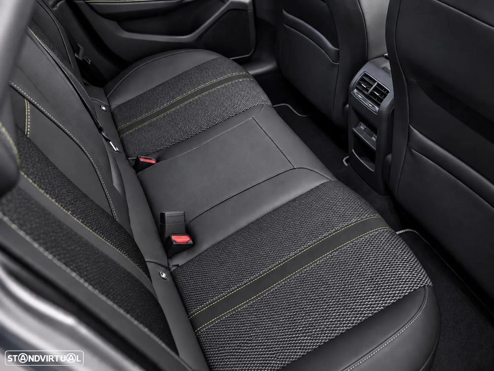 Peugeot 308 SW Hybrid 136 e-DSC6 GT - 37