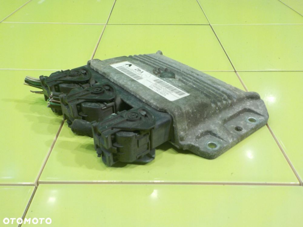 DACIA SANDERO II 1.2 B 14r HB 5D sterownik komputer silnika 237102071R - 4