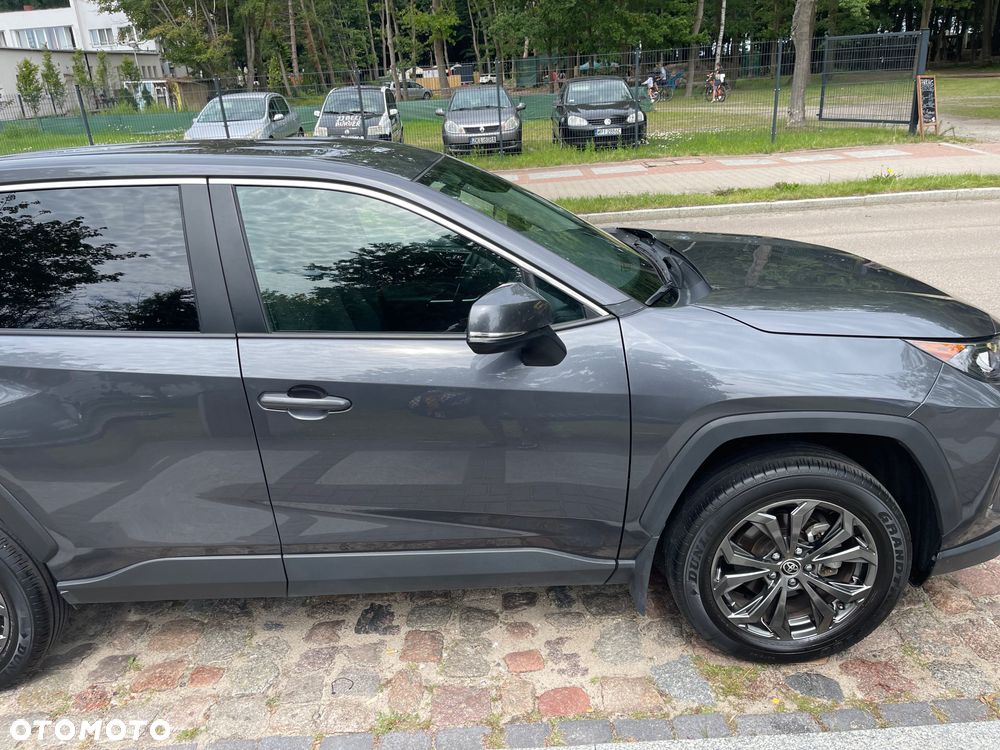 Toyota RAV4 - 3
