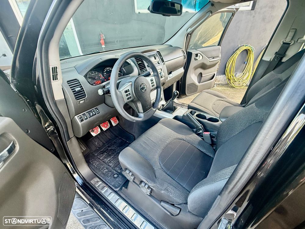 Nissan Navara 2.5 dCi CD XE Comfort +Convenience - 16