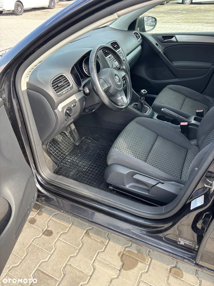 Volkswagen Golf 2.0 TDI DPF Comfortline - 14