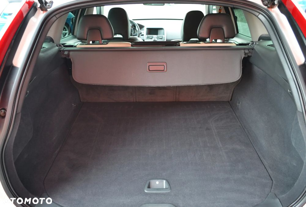 Volvo XC 60 D3 Drive-E Kinetic - 18